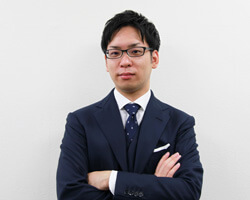 弁護士鍛代智弥